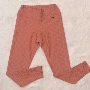 Sulara Yoga Leggings Size M/L Salmon Pink